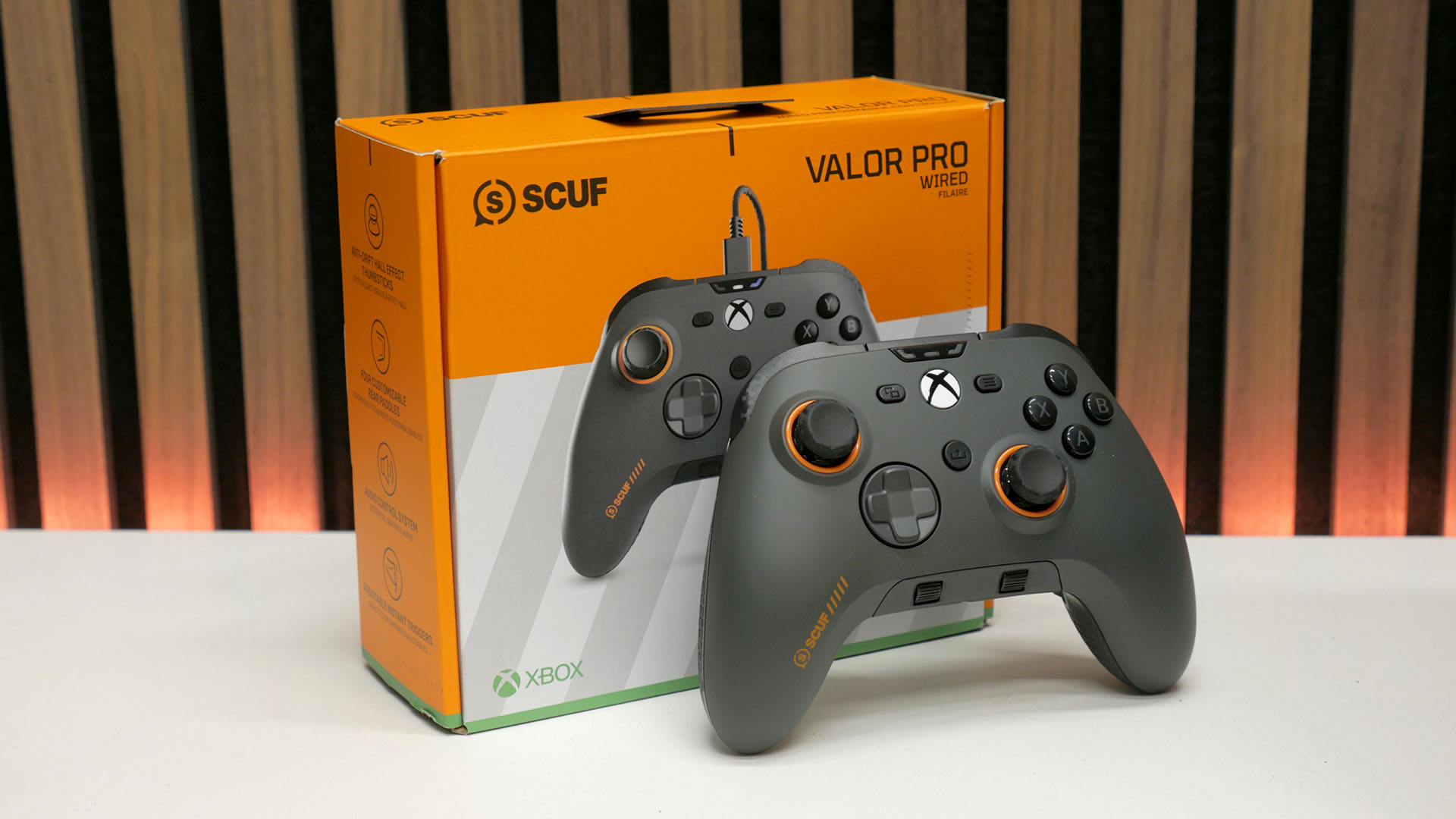 Scuf Valor Proレビュー：1つの妥協を伴う優れた品質のPCコントローラー