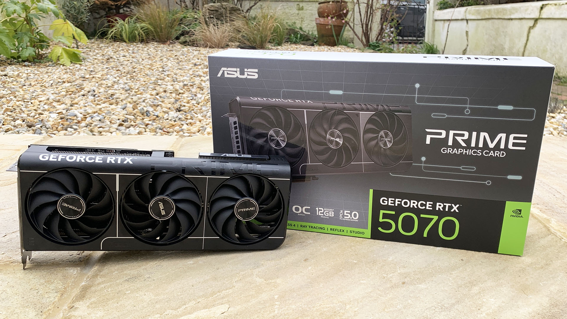 nvidia geforce RTX 5070レビュー：ASUS Prime OCベンチマーク